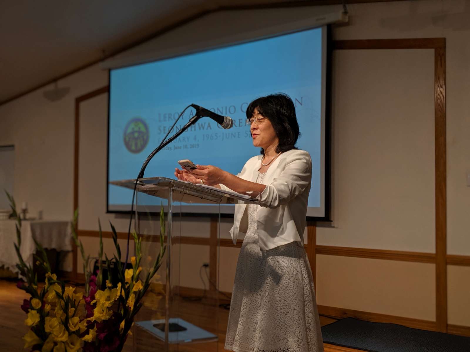 00100lPORTRAIT 00100 BURST20190610190344494 COVER 1600